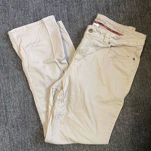Women’s khaki pants